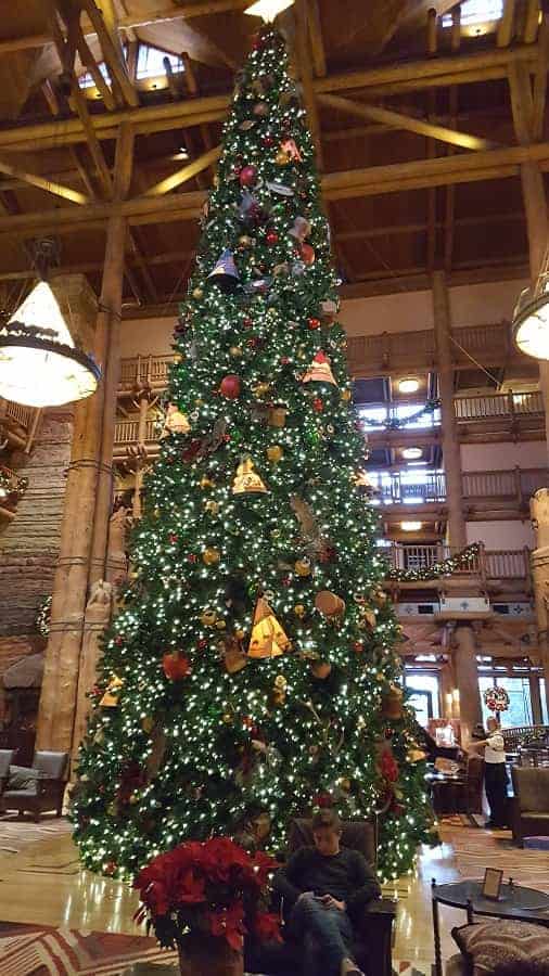 Check out These Disney Resorts at Christmas | Disney Insider Tips