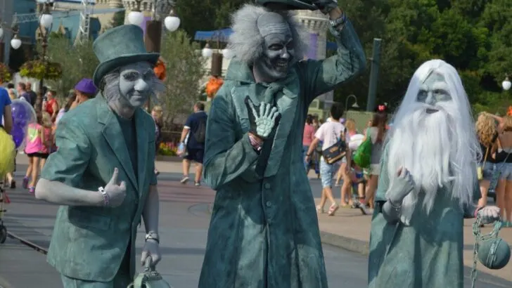 Disney Hitch Hiking Ghosts