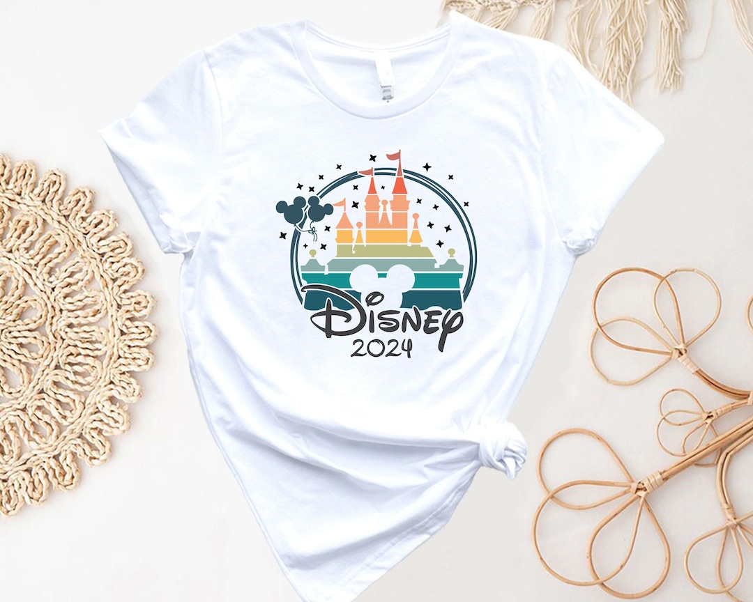 10 Favorite Matching Disneyland Shirts