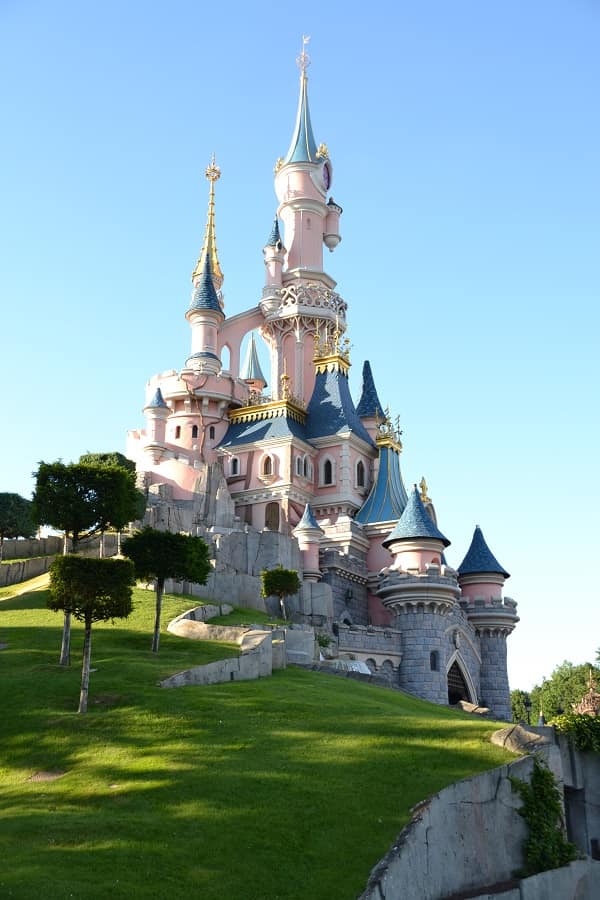 8 Best Views Of The Disneyland Paris Castle - Disney Trippers
